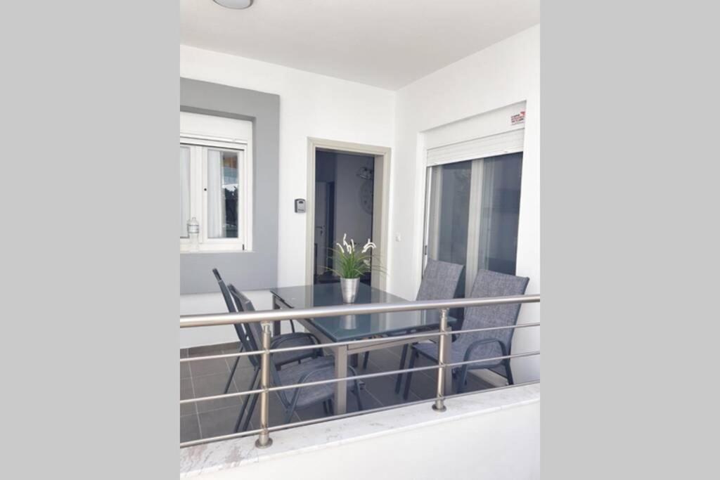 Polychrono New 2 Bedroom Apt. Just By The Sea! Exteriér fotografie