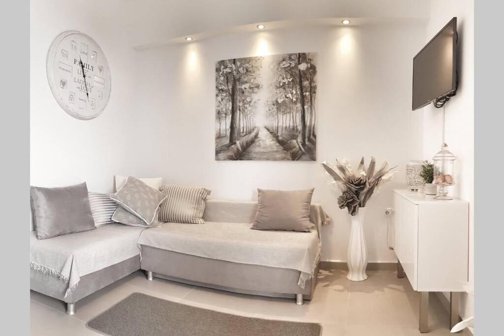 Polychrono New 2 Bedroom Apt. Just By The Sea! Exteriér fotografie